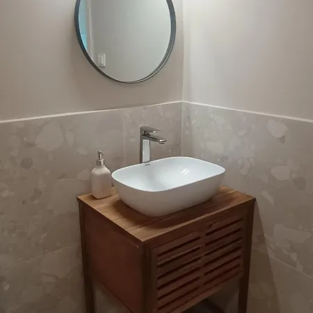 Ariana 2 Apartament Skála Marión