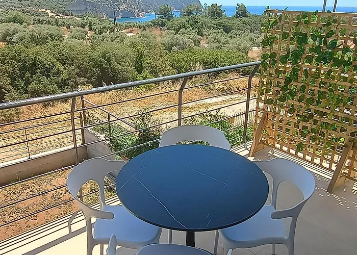 Ariana 2 * Skála Marión